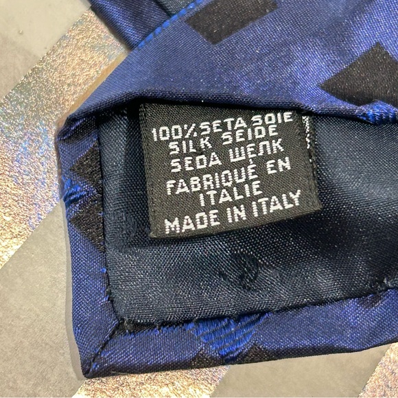 Chanel Necktie EUC - Picture 7 of 7